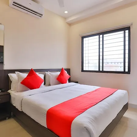 Oyo 22551 Ssv Hotel