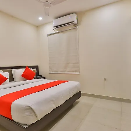 Oyo 22551 Ssv 2* Jamnagar